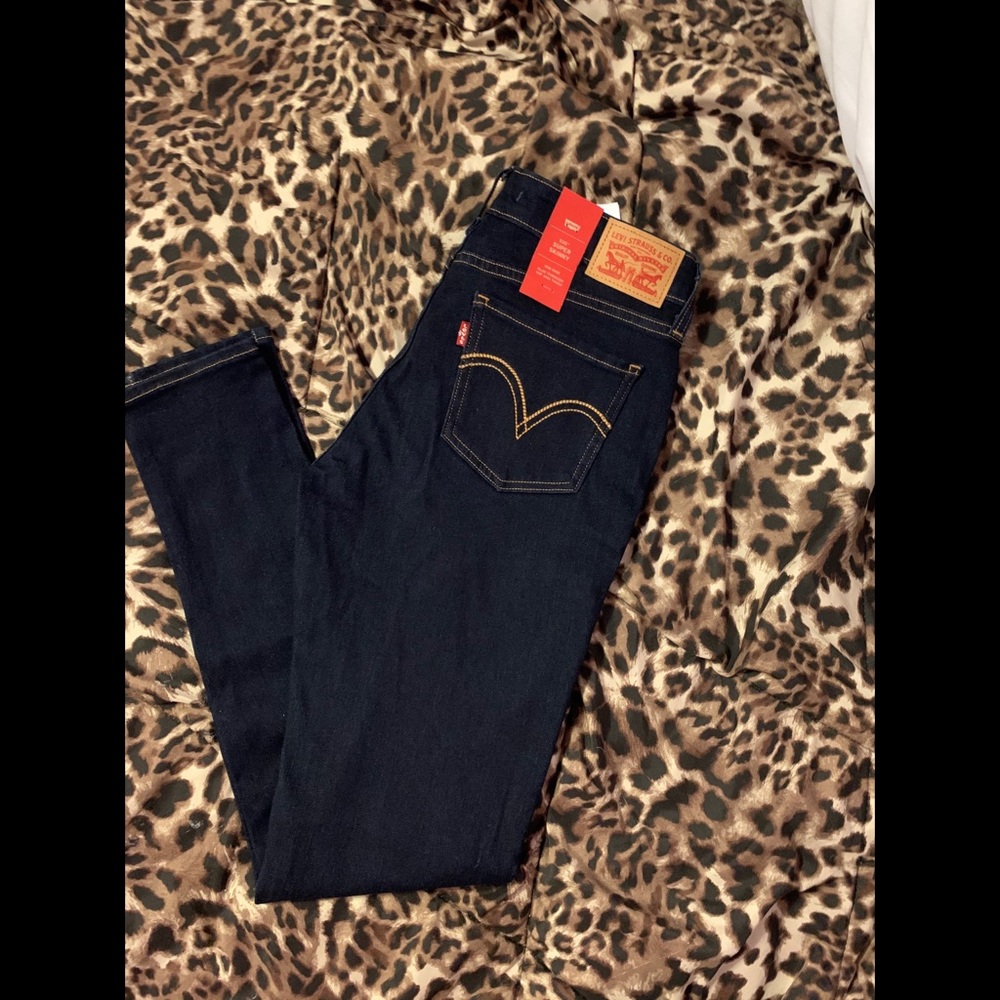 Levi skinny jeans